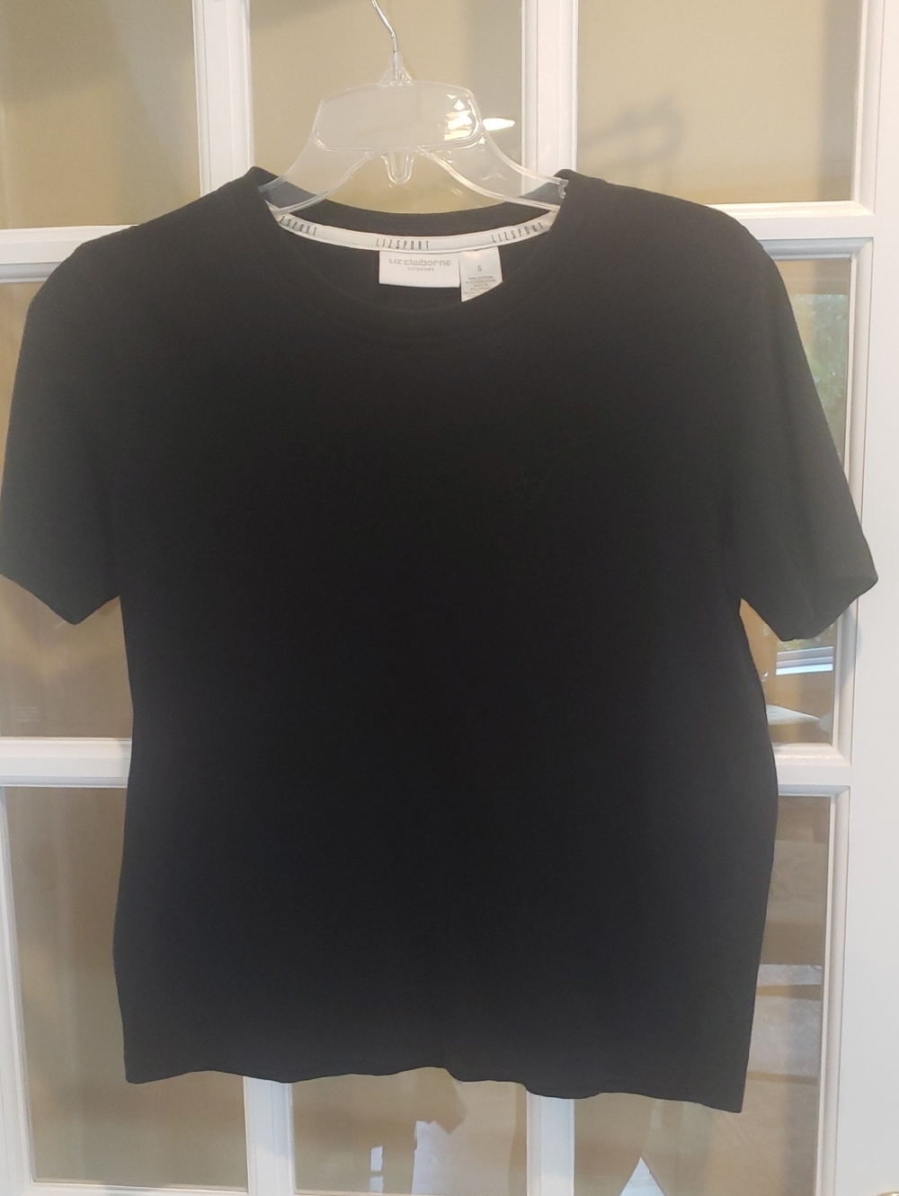 Liz Claiborne Lizsport Black Short-sleeve T-shirt Size: S